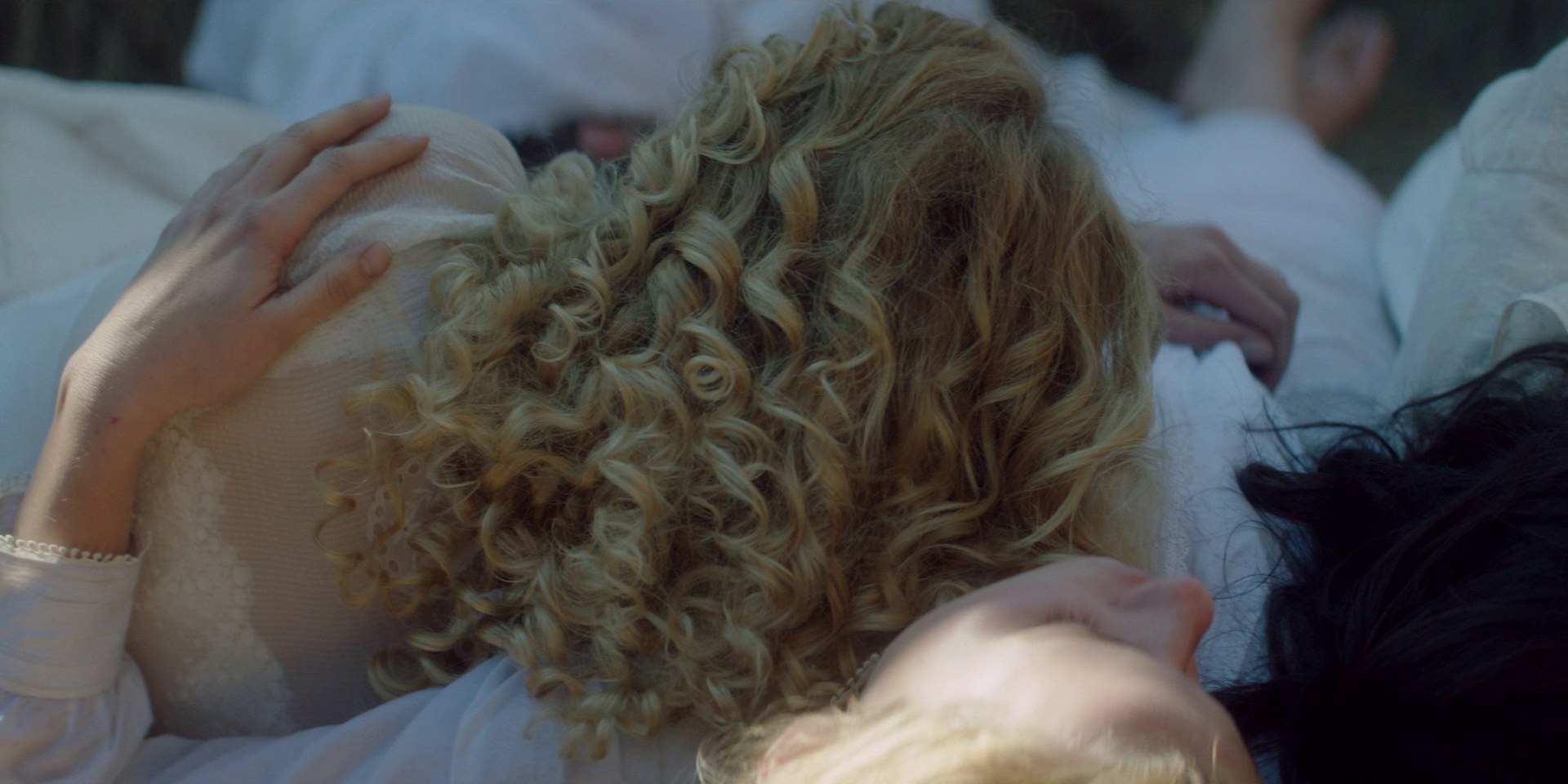 samaraweaving_picnicathangingrock_0265.jpg samaraweaving_picnicathangingrock_0265.jpg