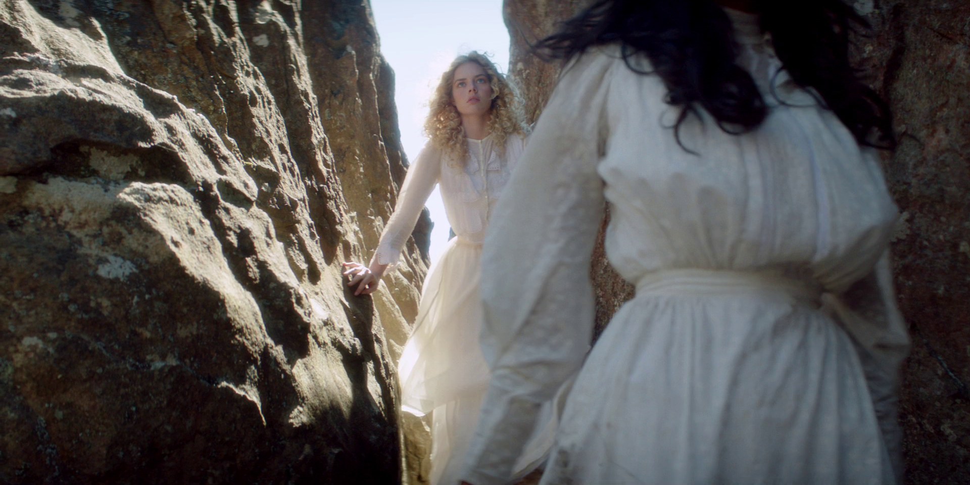 samaraweaving_picnicathangingrock_0283.jpg samaraweaving_picnicathangingrock_0283.jpg