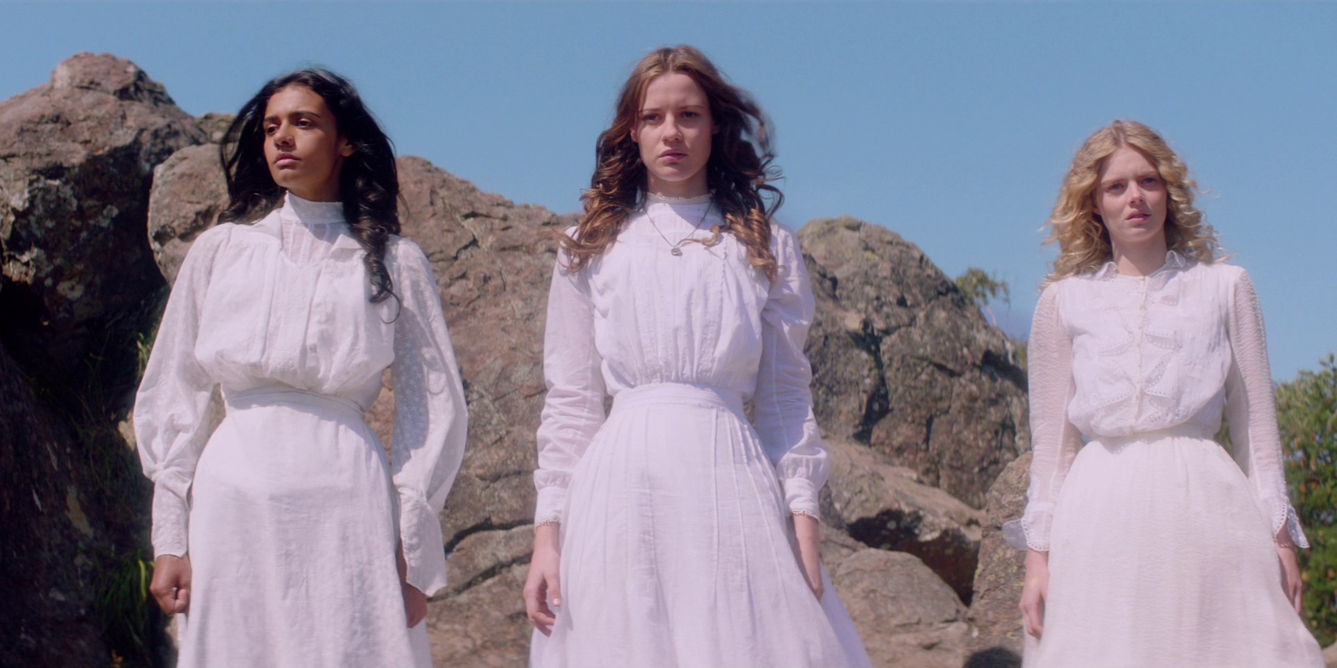 samaraweaving_picnicathangingrock_0296.jpg samaraweaving_picnicathangingrock_0296.jpg