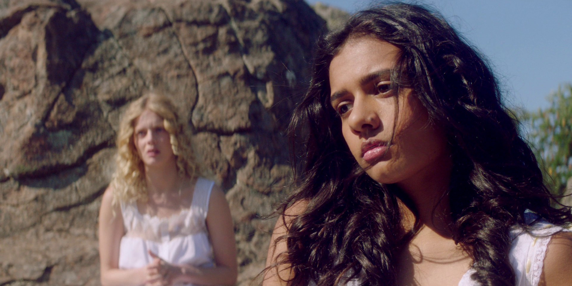 samaraweaving_picnicathangingrock_0318.jpg samaraweaving_picnicathangingrock_0318.jpg