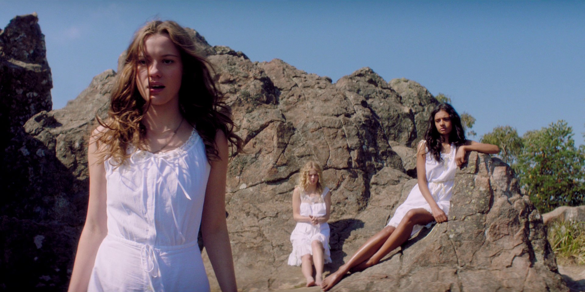 samaraweaving_picnicathangingrock_0322.jpg samaraweaving_picnicathangingrock_0322.jpg