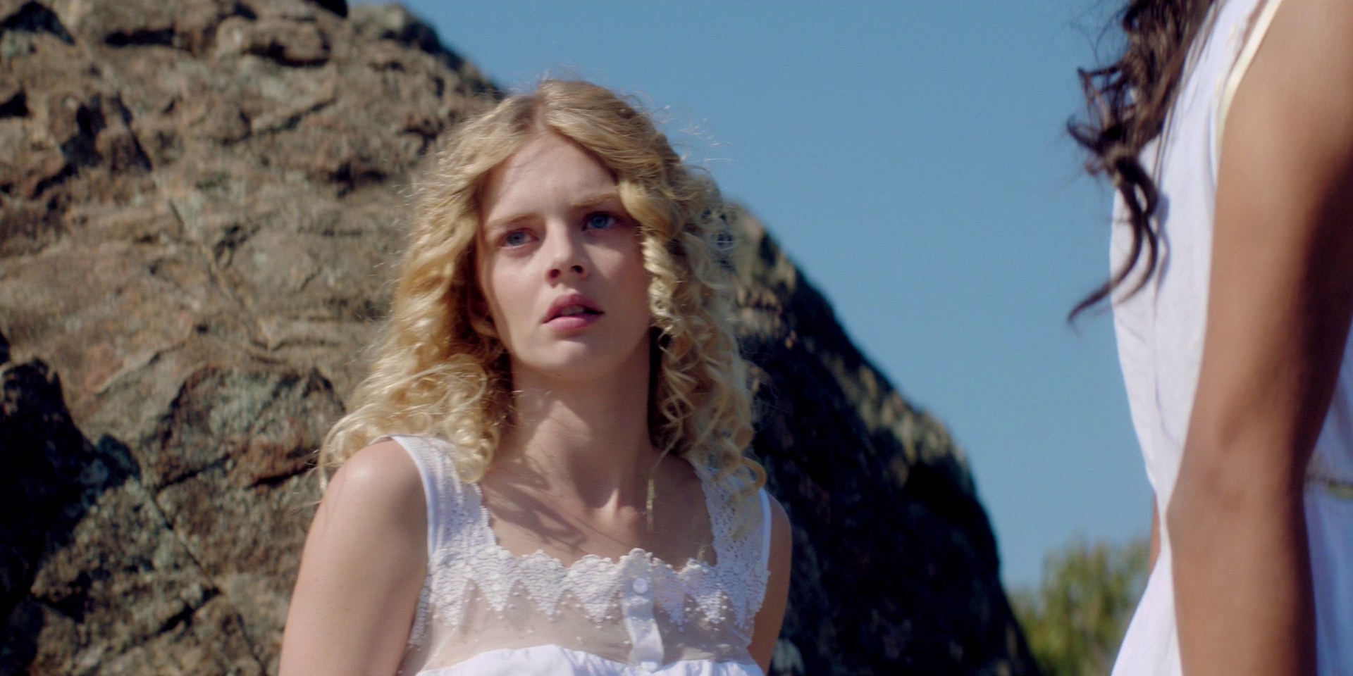 samaraweaving_picnicathangingrock_0334.jpg samaraweaving_picnicathangingrock_0334.jpg